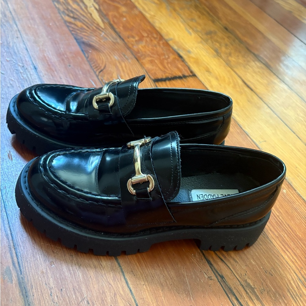 Steve Madden Black Loafers with Gold buckle, “Lando black leather” - Picture 8 of 8